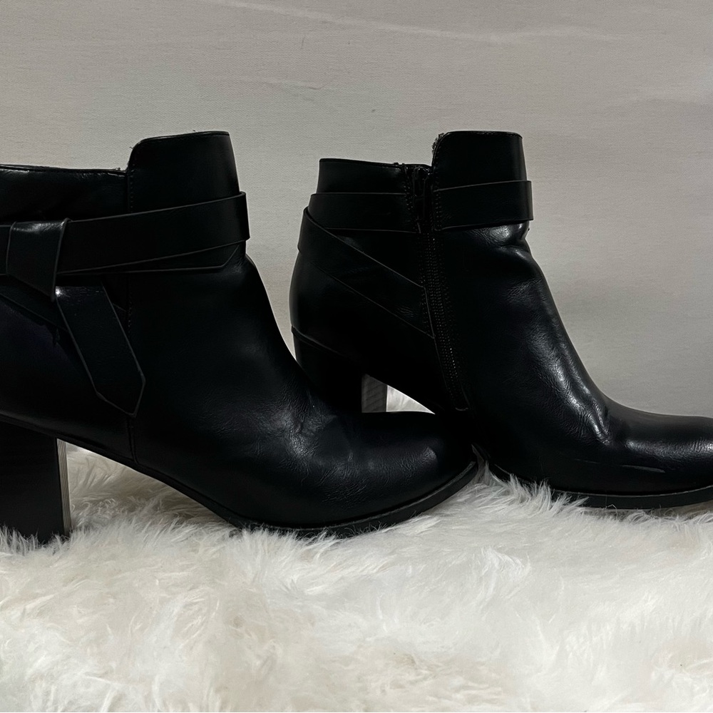 PiePieBuy black booties